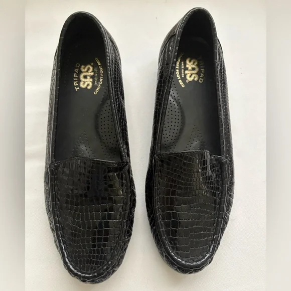 SAS Black Textured Loafers - Picture 2 of 8